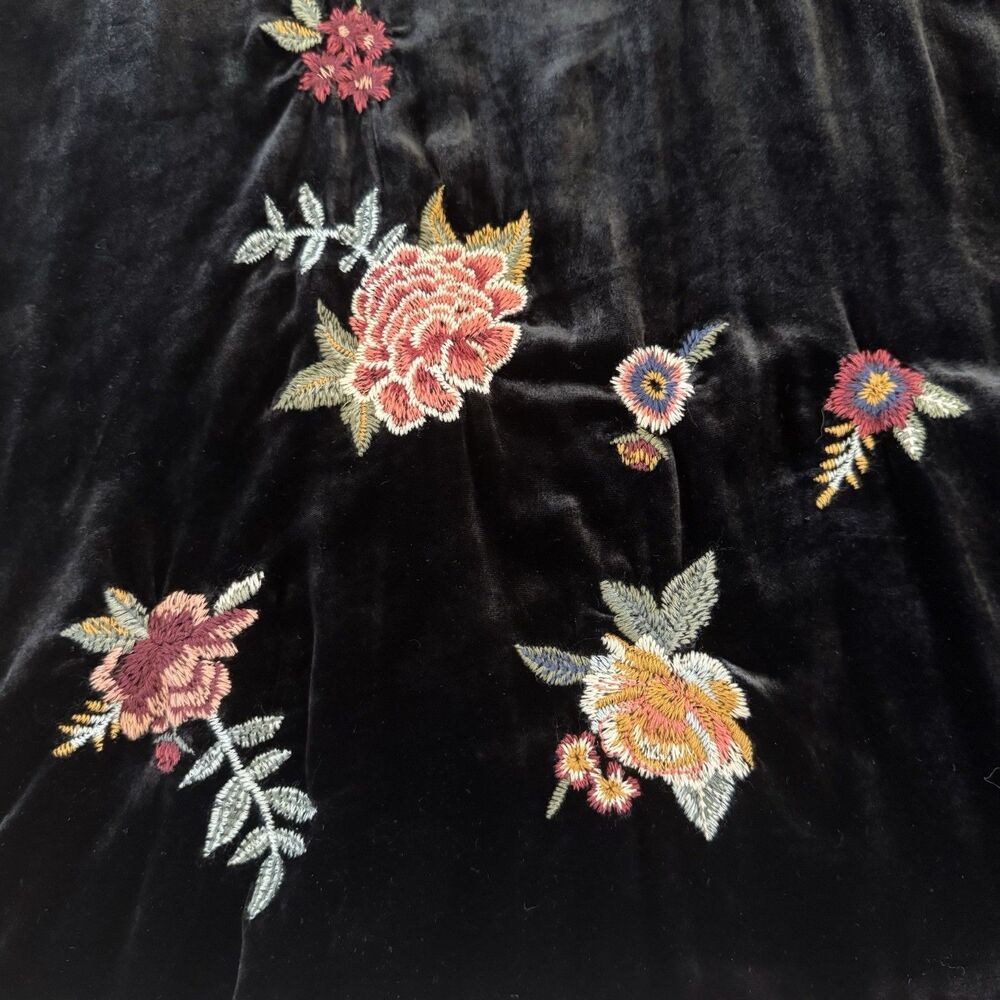 Johnny Was Sisilia Floral Embroidered Velvet Peasant Blouse Large Silk Boho NWT - Picture 8 of 12